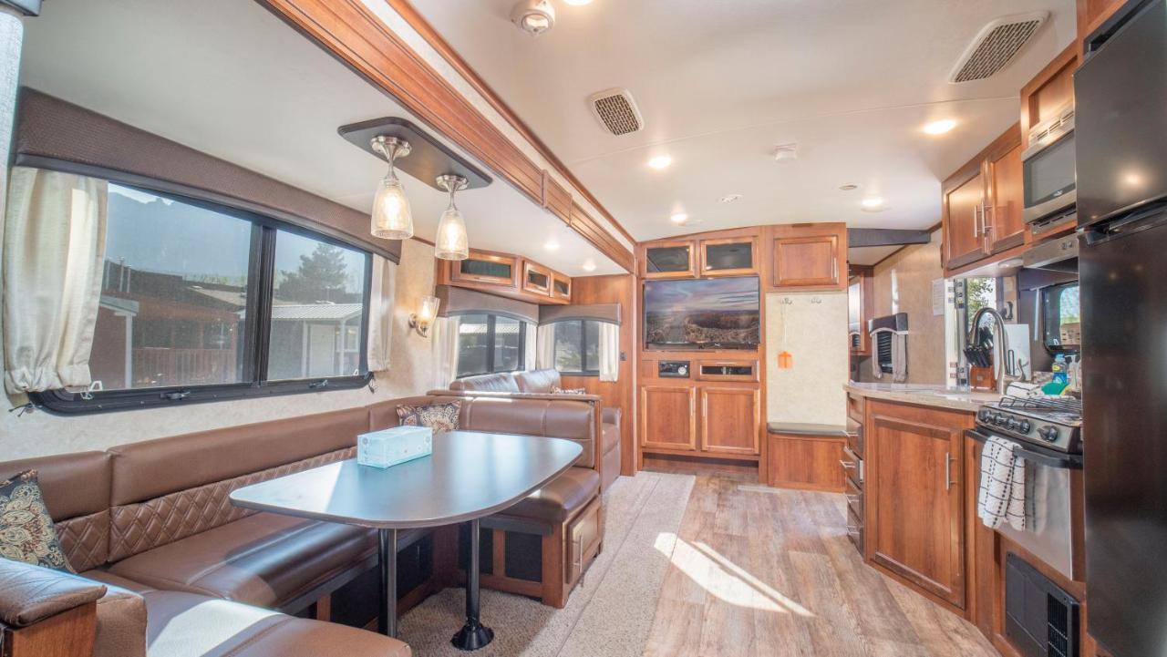 Outdoor Glamping Jayco Rv Ok35 Apartment Моуаб Екстериор снимка