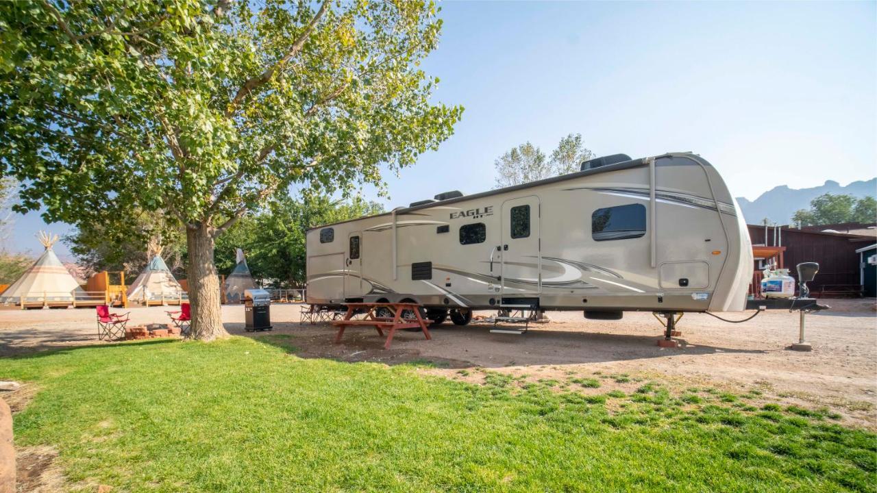 Outdoor Glamping Jayco Rv Ok35 Apartment Моуаб Екстериор снимка